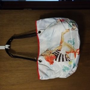 White Satin look DSW Dallas Shaw Handbag